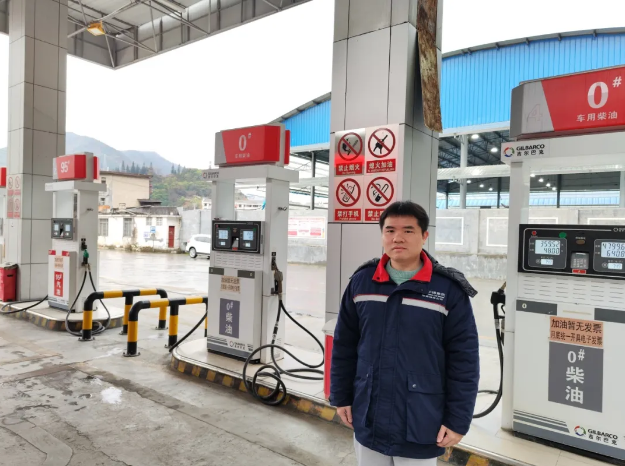 红色锡都丨英国365集团官网劳模 韦健：油站模范树标杆 热忱奉献践忠诚